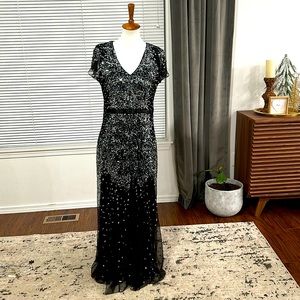 Beautiful, like new. Serious buyers only. From waist to the floor 43in.